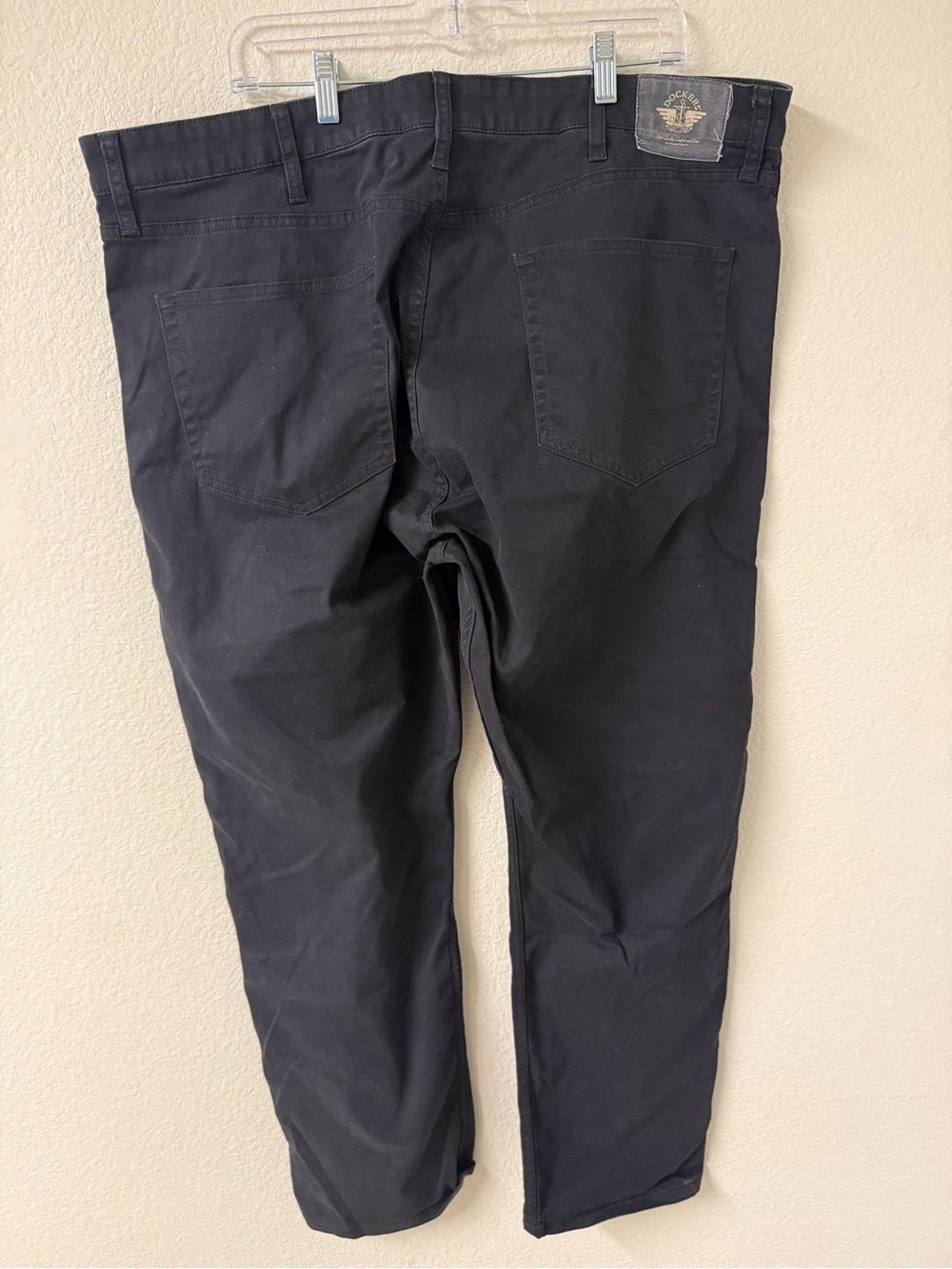 Dockers Men's Black Straight Jeans with Branded Waist Patch - Picture 4 of 8
